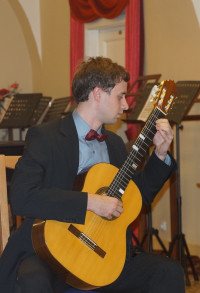 hra na kytaru – Koncertní kytarové vystoupení