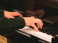 klavírní hra – 